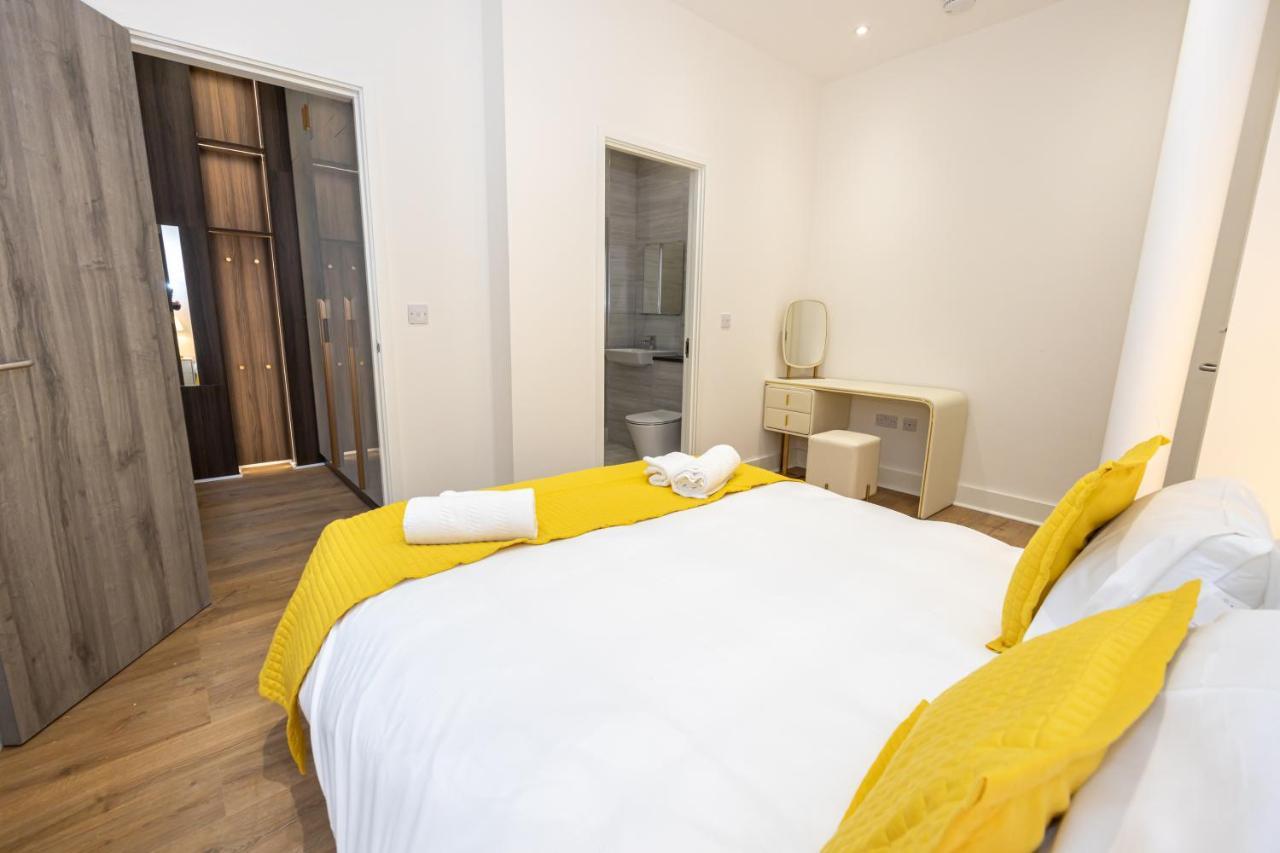 Superb 2Bd Apartment In China Town Manchester Ngoại thất bức ảnh