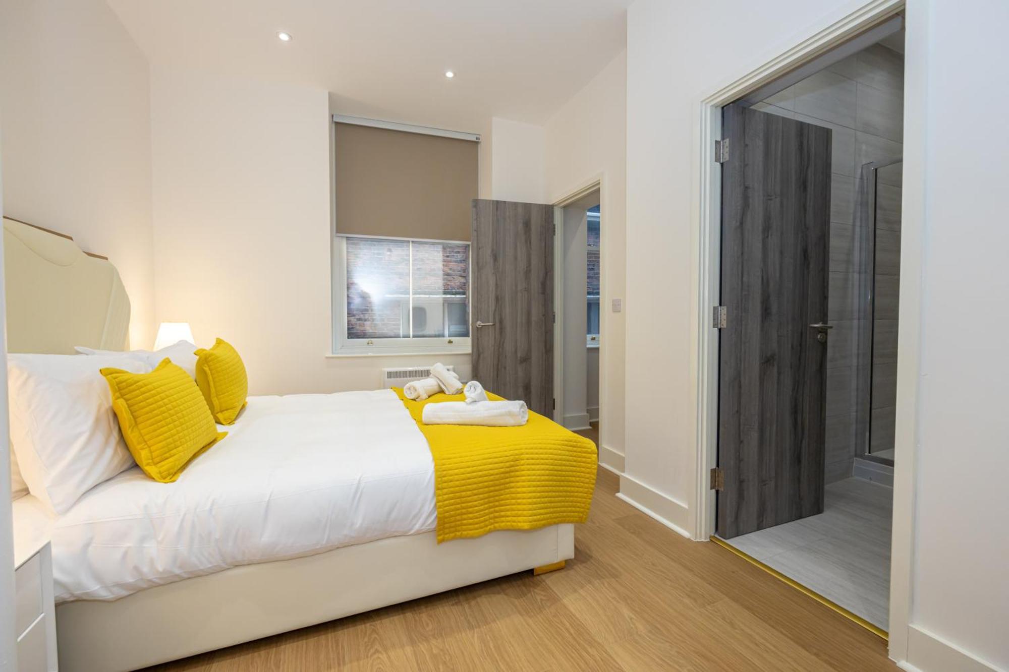 Superb 2Bd Apartment In China Town Manchester Ngoại thất bức ảnh